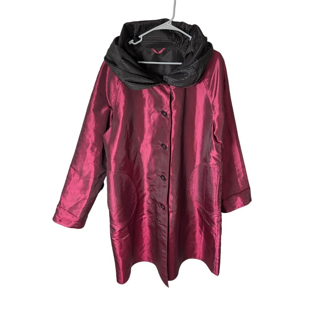 Vintage UBU Women’s Burgundy Iridescent Pleated Collar Rain Coat Long Jacket LG